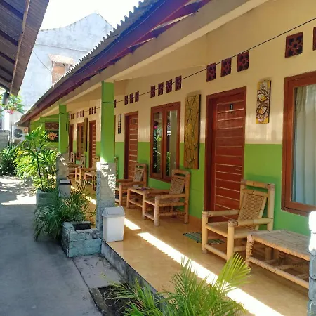 Izzi Homestay Gili Trawangan Exterior photo